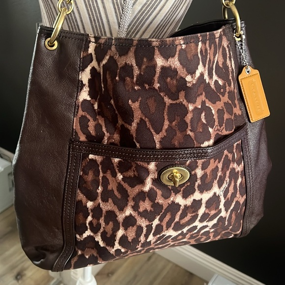 1 hour sale. COACH, leopard print canvas & brown leather bag, like new - Picture 1 of 9